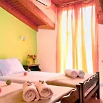 Elena\'S Studios