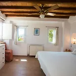 Villa Abella Paraga Mykonos, Traditional With Amazing Sea View, Up To 6 People