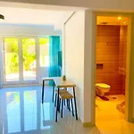Haris White Apartment