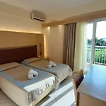Lassi Hotel