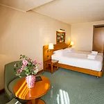 President Hotel Athens