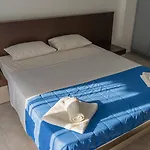 Polykratis Rooms