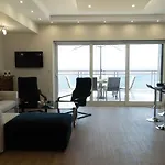 Blue Dreams - Spectacular Sea View Apartment In Athens