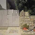 Petaloudes