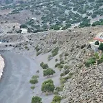 Amazing Seafront House With Private Beach