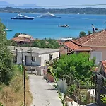 Dimitris House Petriti