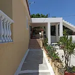 Dimitris House Petriti