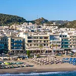 Steris Elegant Beach Hotel & Apartments