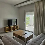 Our Villa - Villa Rena