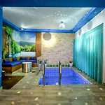 Krousonas Mountain View Suite