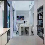 Villa Omorfi
