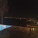 Rizaria Sea View House
