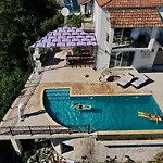 Villa Daniella Studio With Private Pool