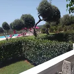 Elaias Gi Residence