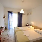 Filoxenia Hotel