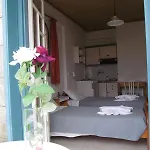 Villa Contessa Apartments