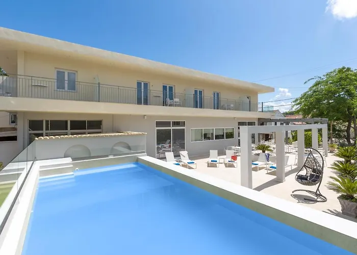 Melina Oasis Boutique Hotel