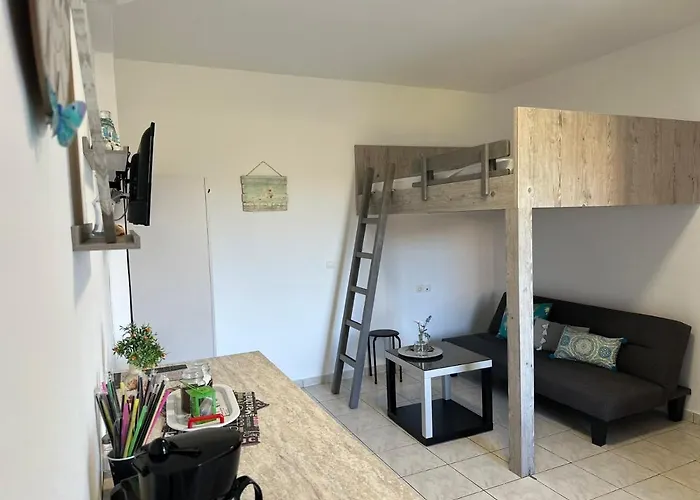 M&M Modern Seaside Apartments Ammoudara Heraklion