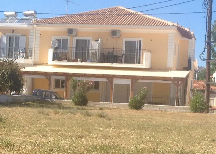 Beautiful 2 Bedroom Apartment In Skala Sleeps 5