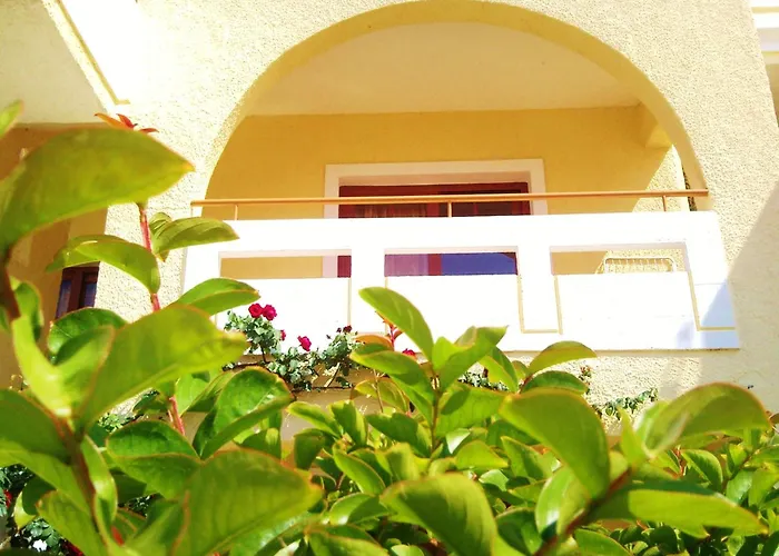 Agrimia Holiday Apartments