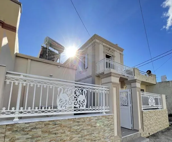 Elia Old Mansion