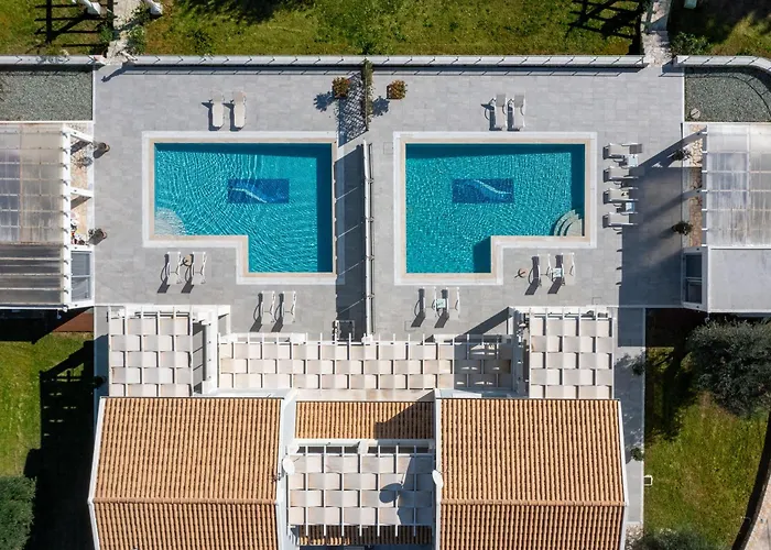 Mcn Villas