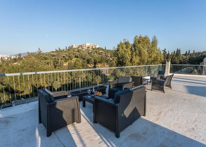 Acropolis Luxury Iris