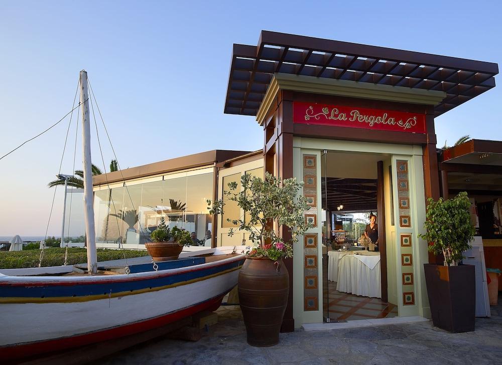 Hotel Mitsis Cretan Village Hersonissos (Crete)