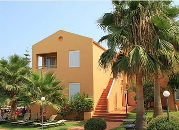 Golden Sun Apartment