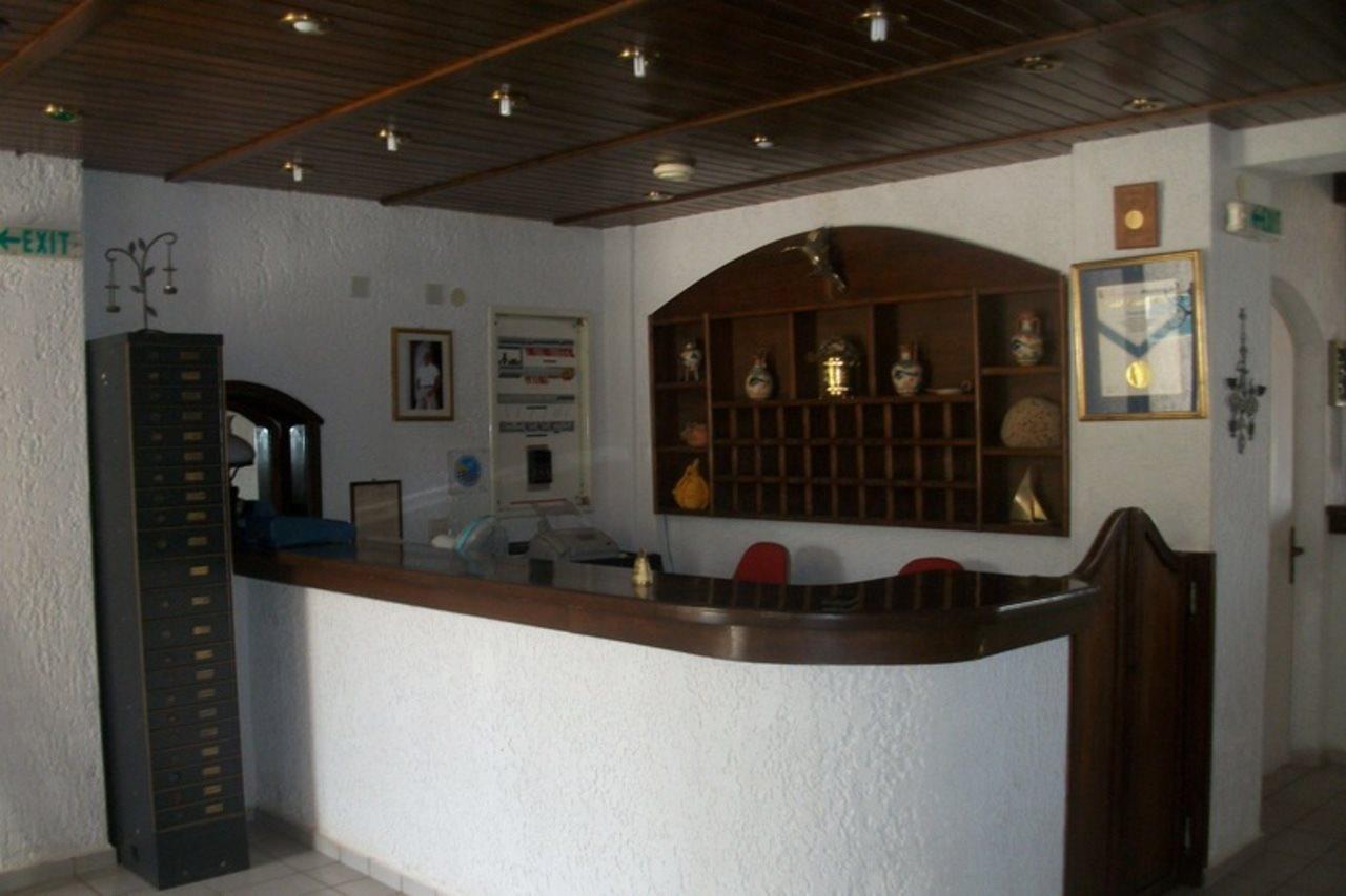 Efi Hotel 2*