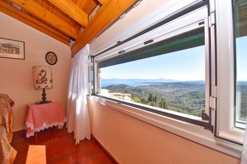 Apartment Traditional House With Amazing View *