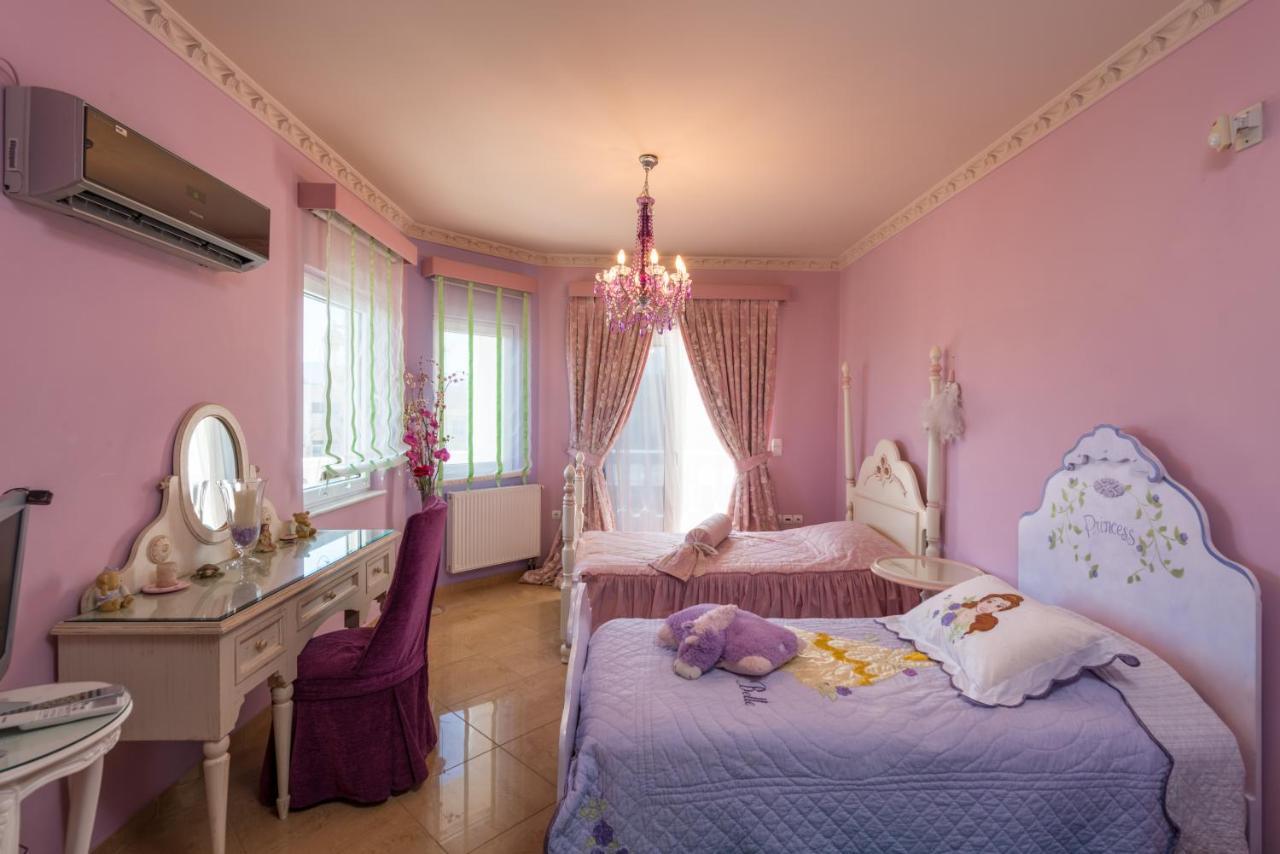 Marilyn Manor, Exclusive Hideway, By Thinkvilla Gouves