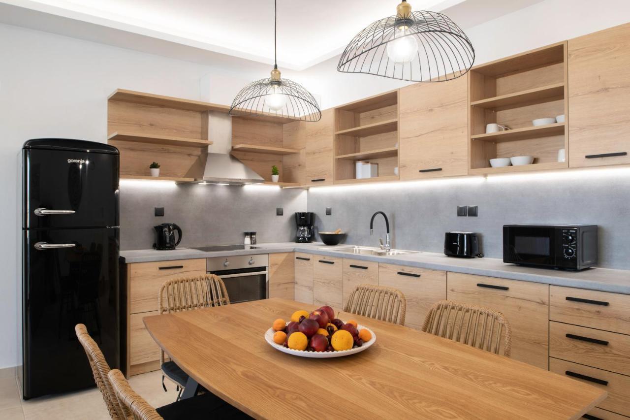 Zen Luxury Home, Family Sea Escape! Villa Magnisia