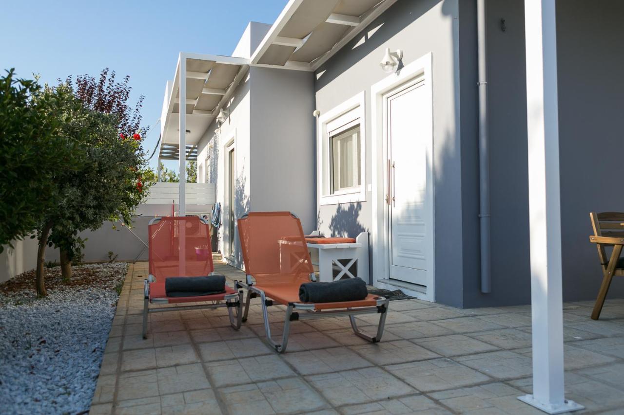 Holiday home Manos Housing Units