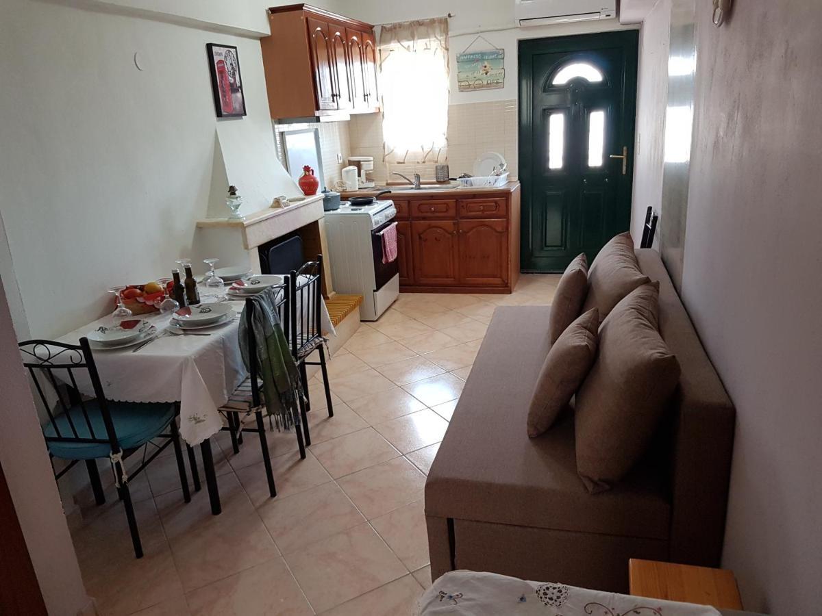 Apartment Dimitris House