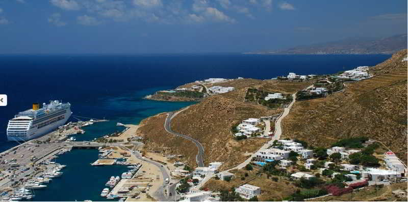 Rhenia Hotel Tourlos