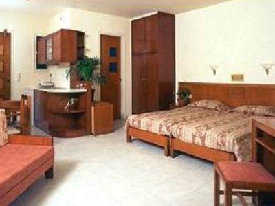 Hotel Mike Hotel & Apartments Maleme (Crete)