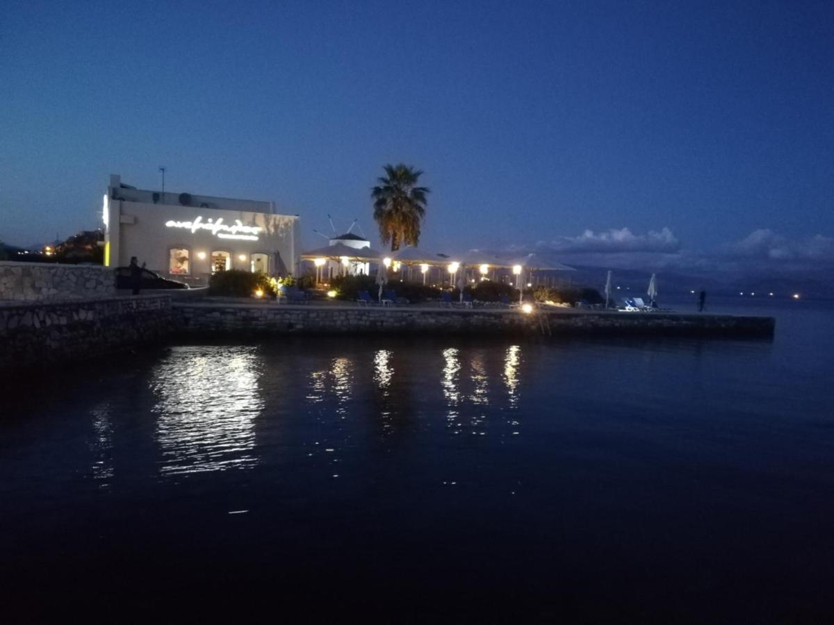Garitsa Bay * Corfu (city)