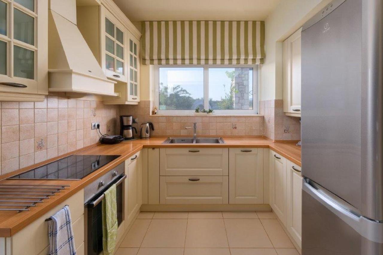 Villa Cathrin Beachfront