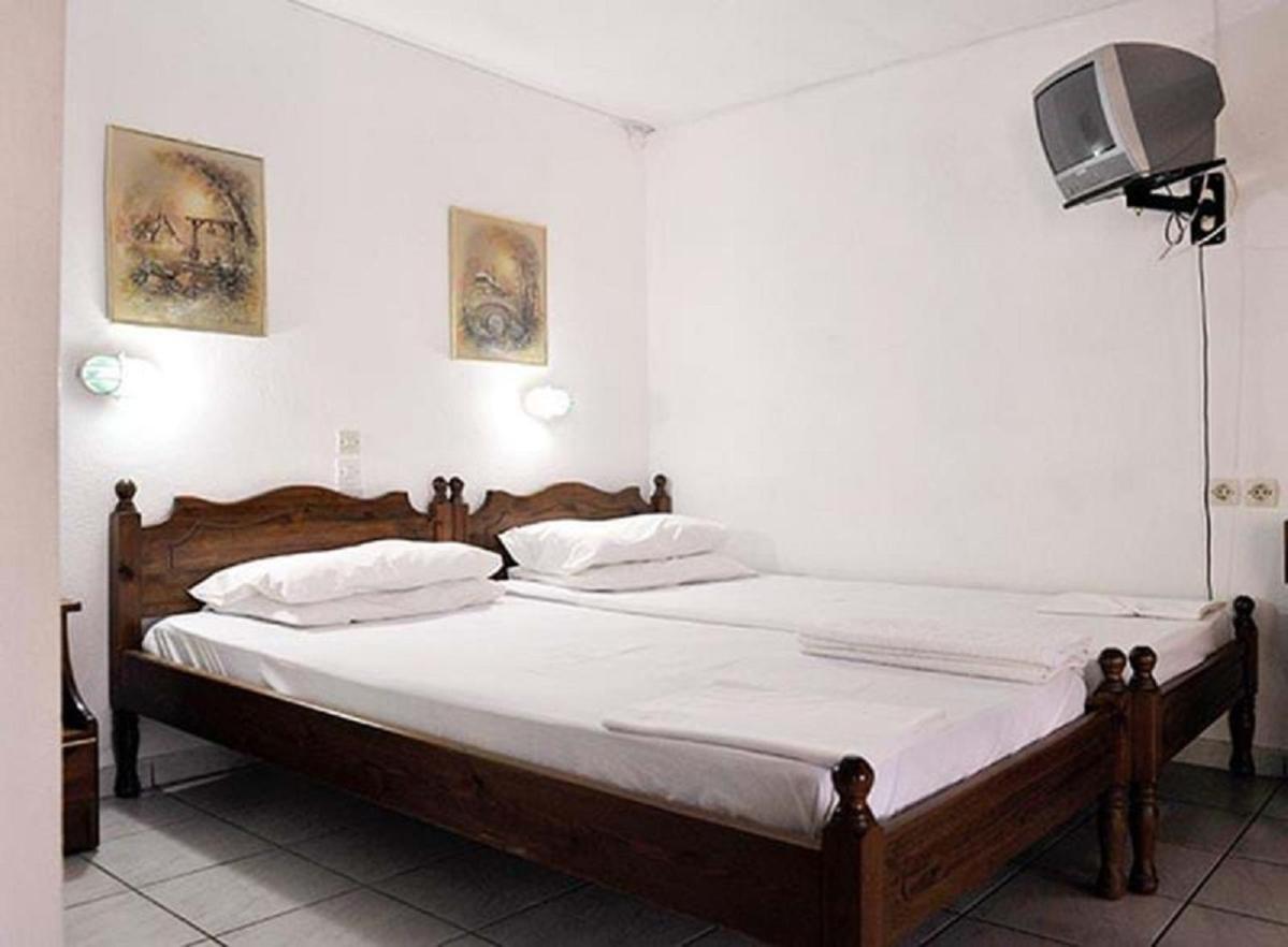 Amalia Aparthotel Koukounaries