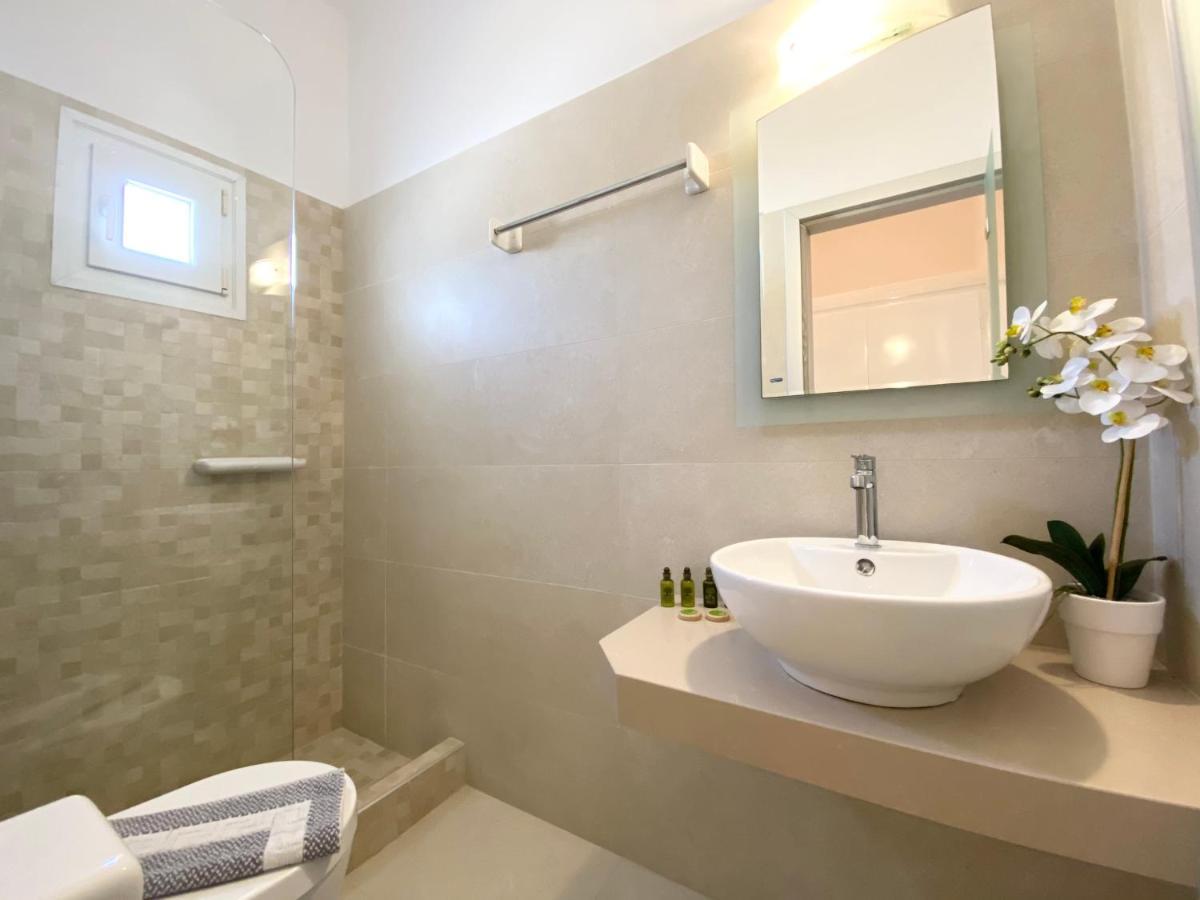 Hotel Eleftheria & Ornos (Mykonos)