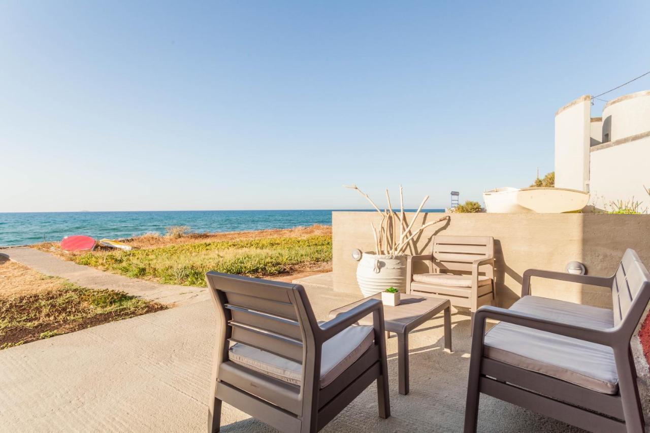 Apartment Grey Beachfront