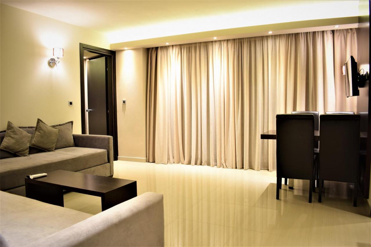 Mike Hotel & Apartments Hotel