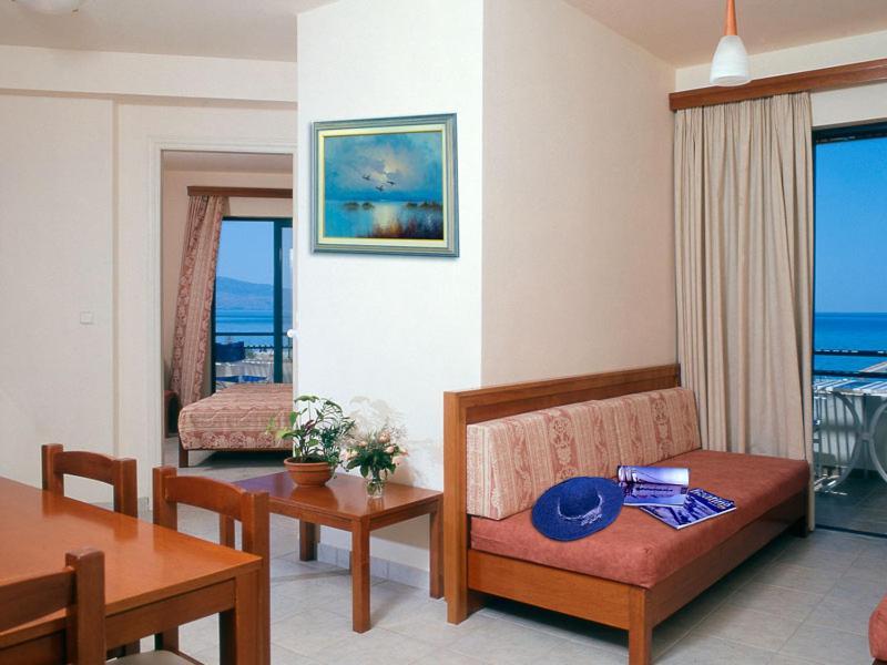 Mike Hotel & Apartments 3*