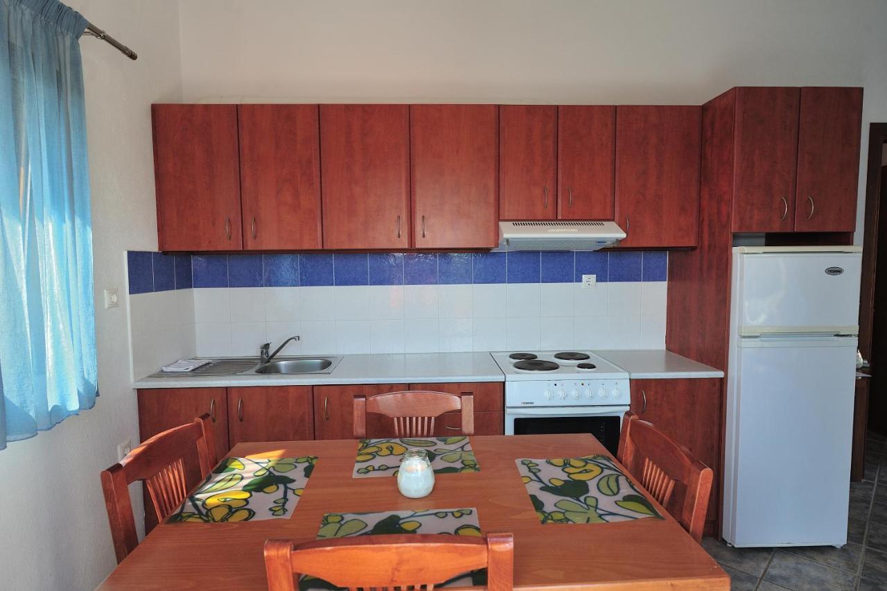 Aparthotel Eye Q Seaview Skiathos Town