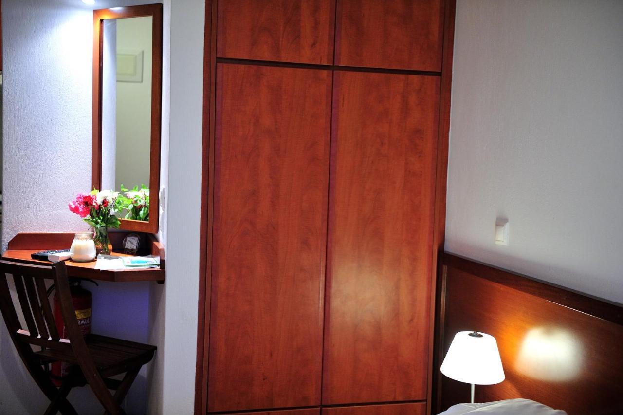Eye Q Seaview Aparthotel 2*