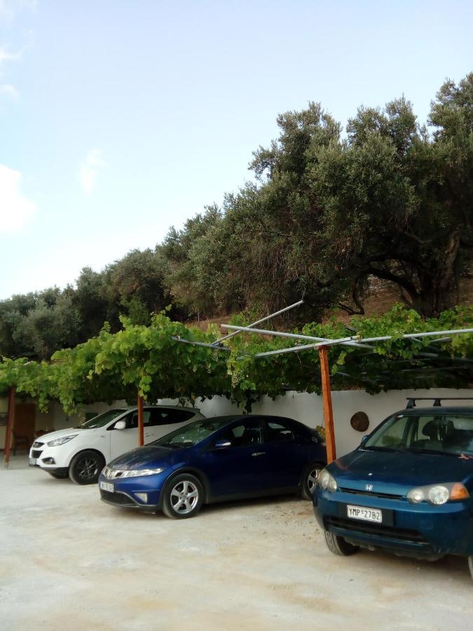 Krini Apartment *