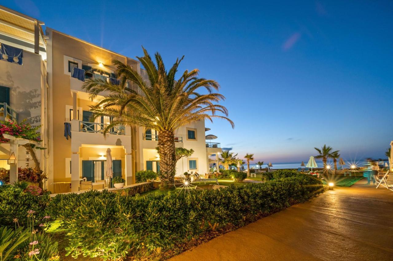 Aparthotel Pyrgos