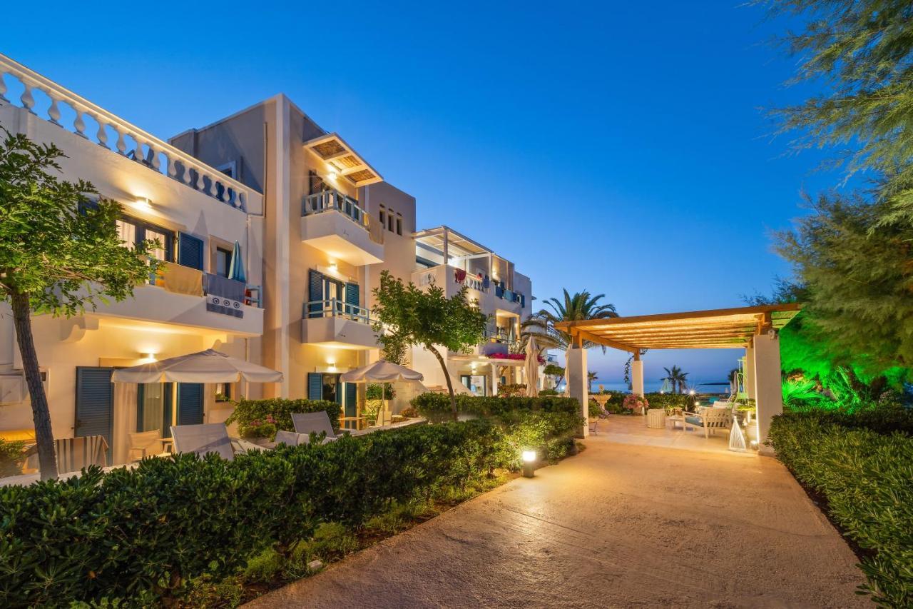Pyrgos Aparthotel 2*