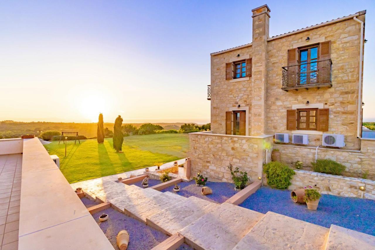 Villa Arodamos With A Pool, Children's Games, And Bbq, Perfect For 23 People! *
